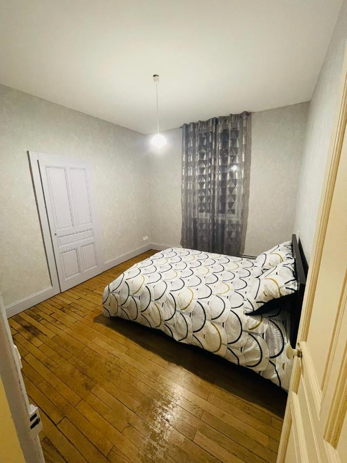 Appartement Proche De La Ville Et Du Parc Du Truchet Saint-Claude Exteriör bild